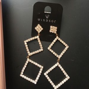 Windsor earrings daimond